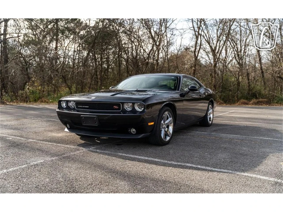 2009 Dodge Challenger 3rd Gen - Image 6 of 31