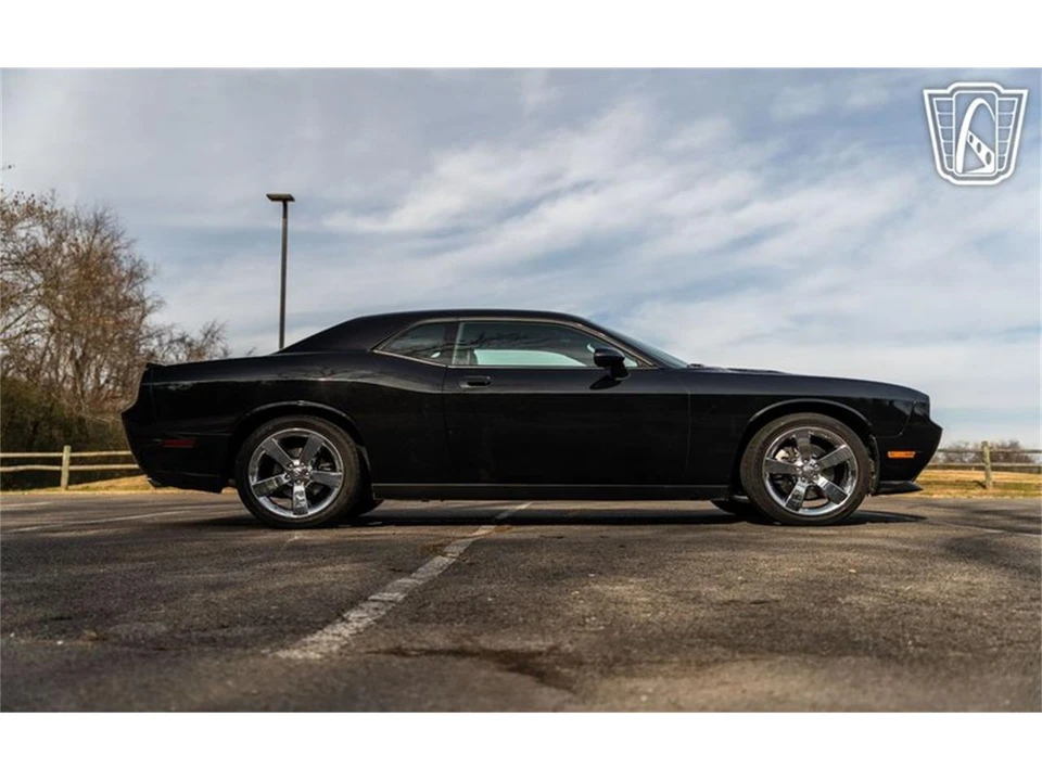 2009 Dodge Challenger 3rd Gen - Image 22 of 31