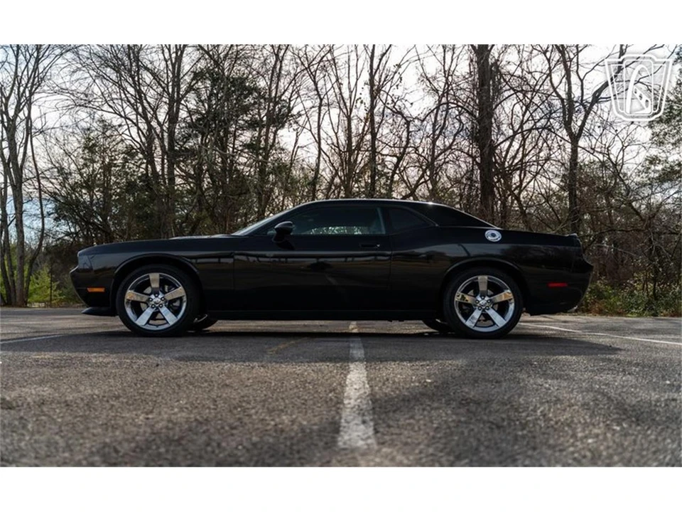 2009 Dodge Challenger 3rd Gen - Image 10 of 31