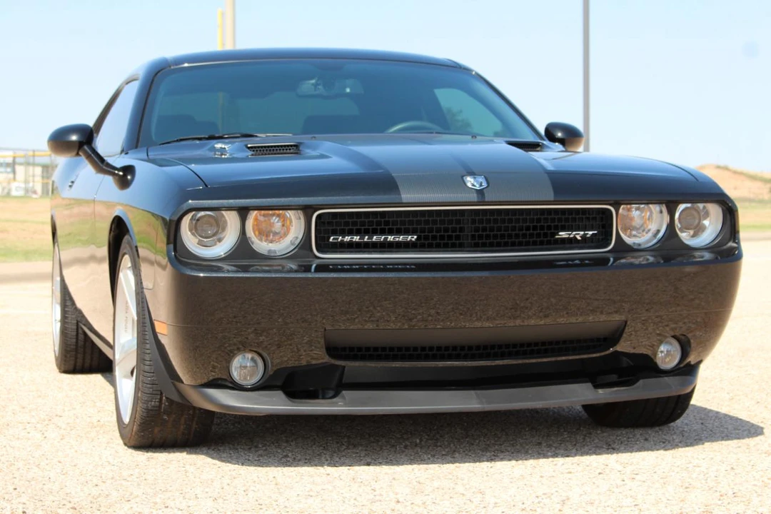 2009 Dodge Challenger 3rd Gen - Image 3 of 31