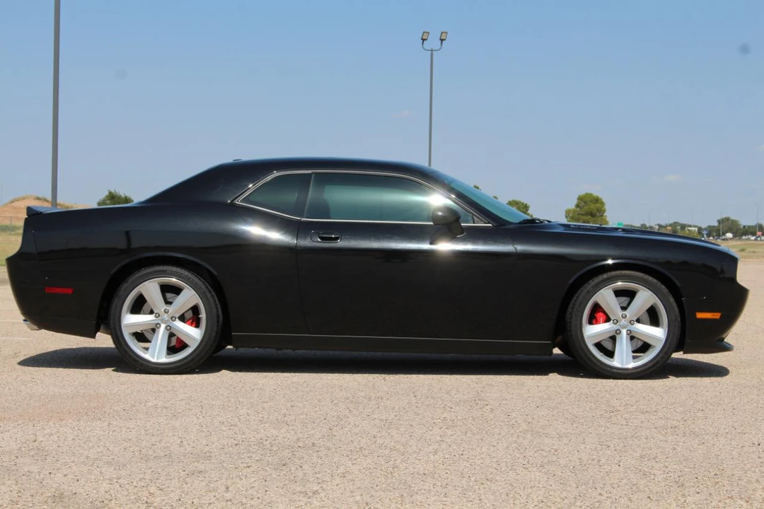 2009 Dodge Challenger 3rd Gen - Image 4 of 31