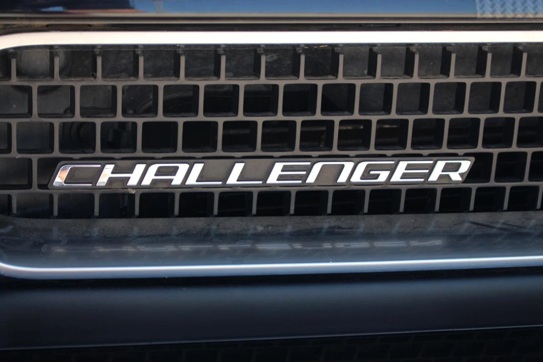 2009 Dodge Challenger 3rd Gen - Image 25 of 31