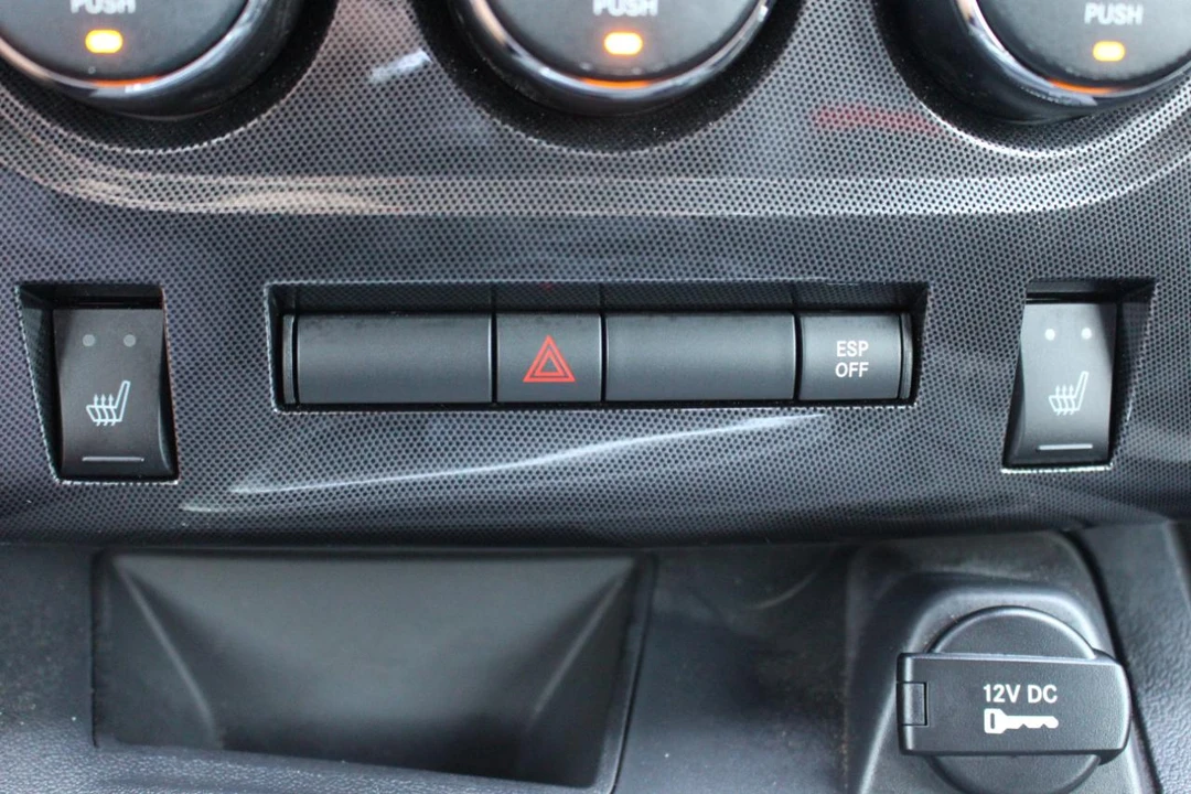 2009 Dodge Challenger 3rd Gen - Image 13 of 31