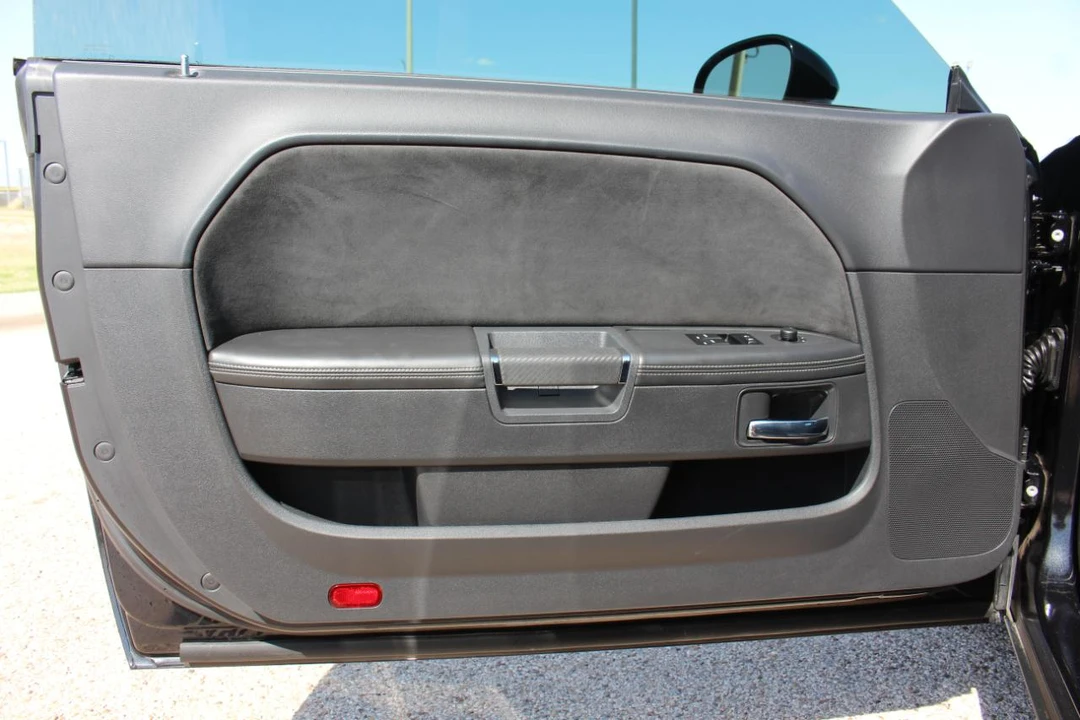 2009 Dodge Challenger 3rd Gen - Image 23 of 31