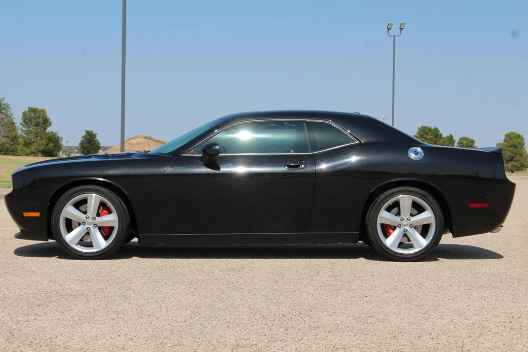 2009 Dodge Challenger 3rd Gen - Image 8 of 31