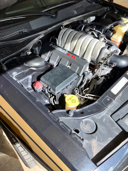 2009 Dodge Challenger 3rd Gen - Image 18 of 20