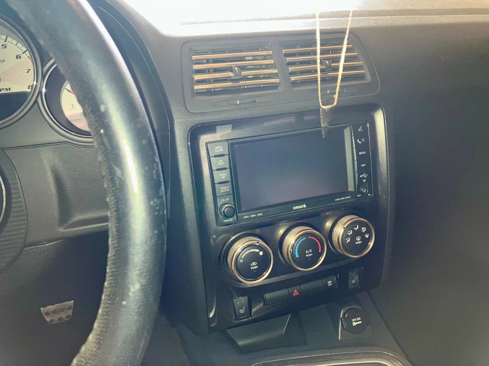 2009 Dodge Challenger 3rd Gen - Image 16 of 20