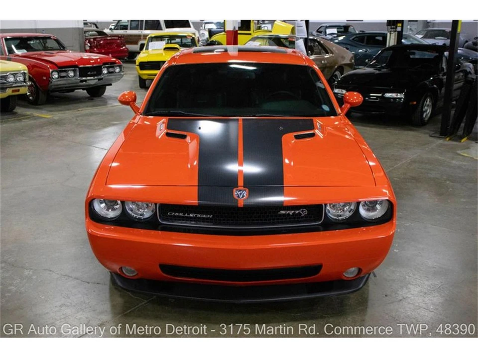 2009 Dodge Challenger 3rd Gen - Image 11 of 31