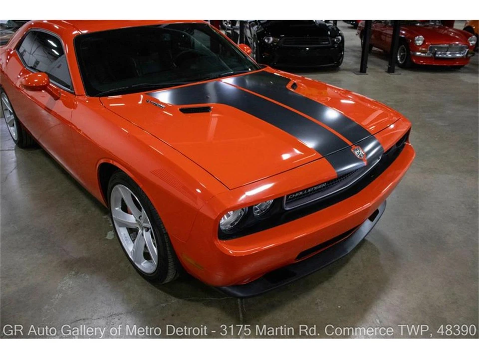 2009 Dodge Challenger 3rd Gen - Image 13 of 31