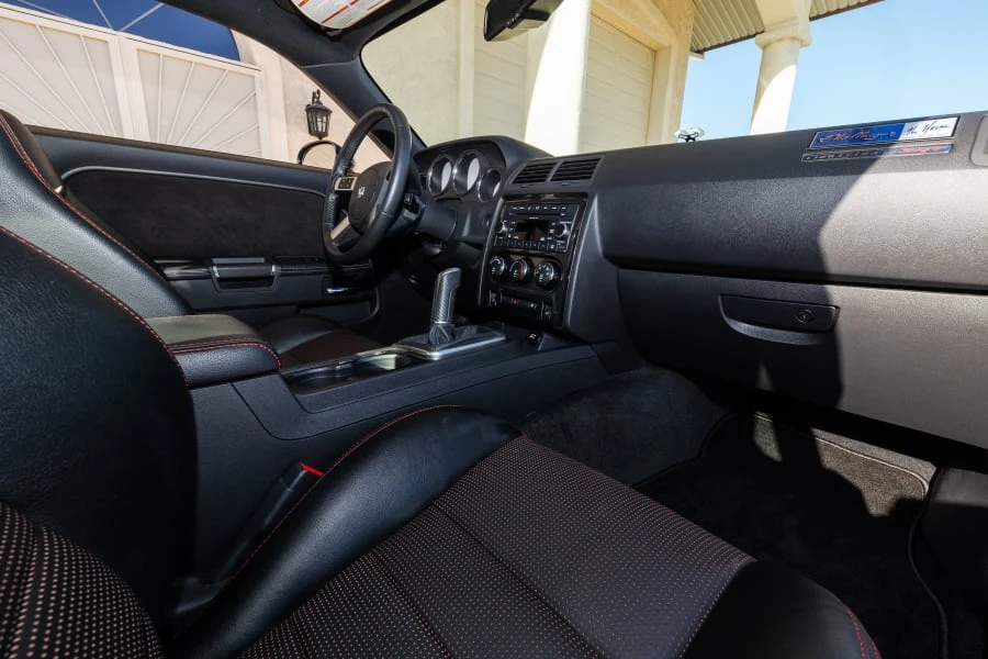 2009 Dodge Challenger 3rd Gen - Image 21 of 31