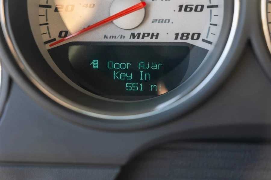 2009 Dodge Challenger 3rd Gen - Image 28 of 31
