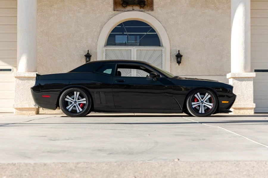 2009 Dodge Challenger 3rd Gen - Image 2 of 31