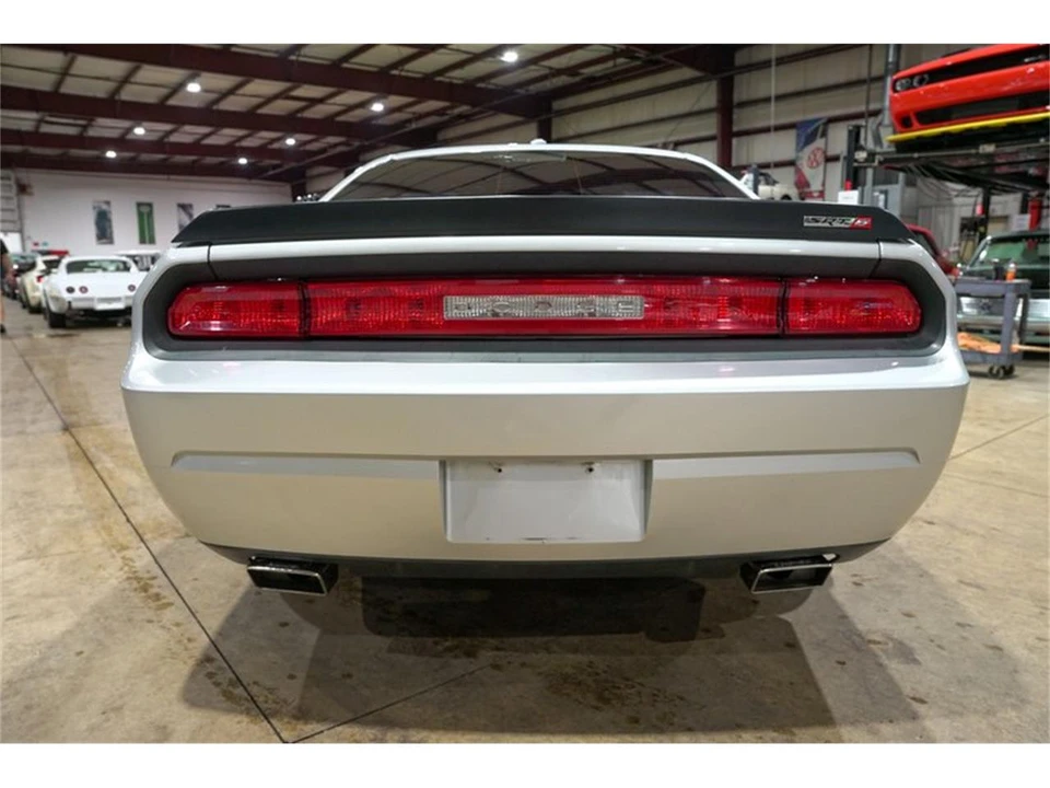2009 Dodge Challenger 3rd Gen - Image 7 of 31