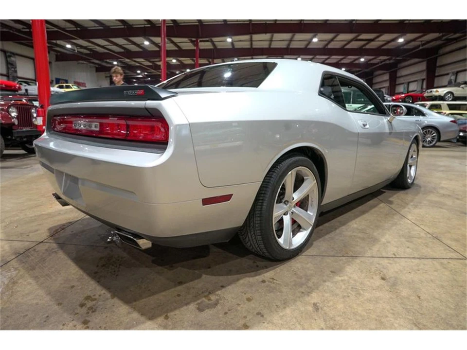 2009 Dodge Challenger 3rd Gen - Image 8 of 31