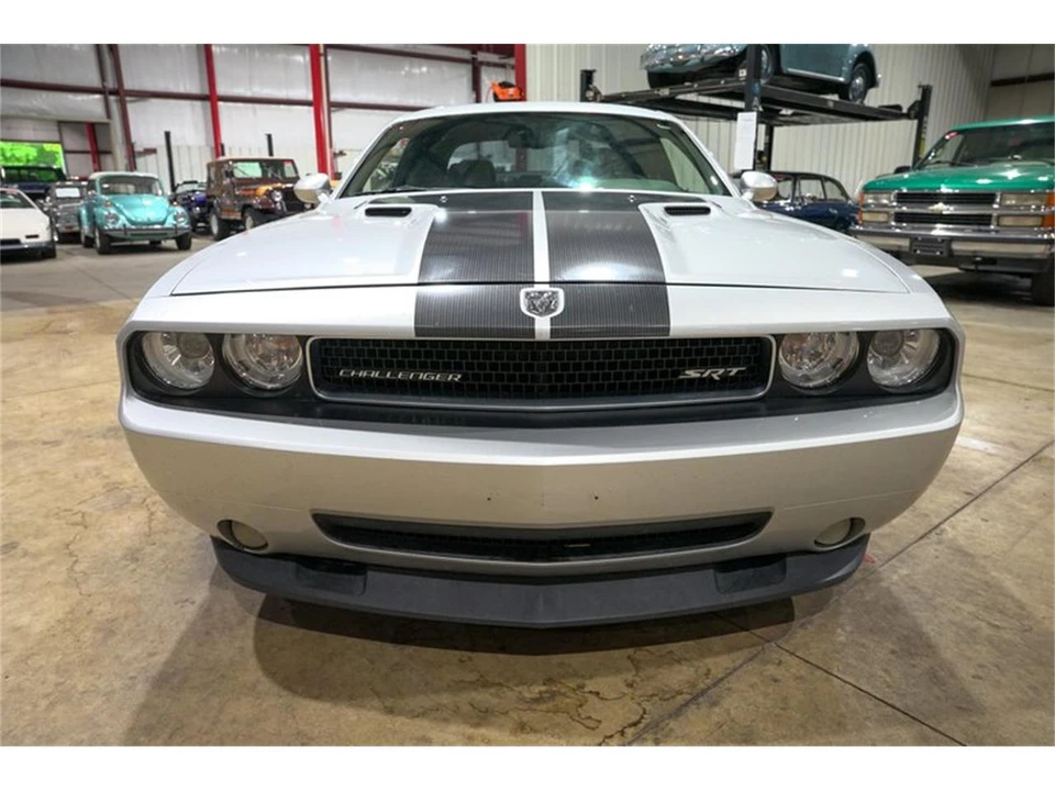 2009 Dodge Challenger 3rd Gen - Image 13 of 31