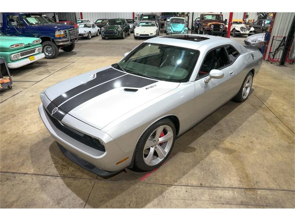 2009 Dodge Challenger 3rd Gen - Image 15 of 31