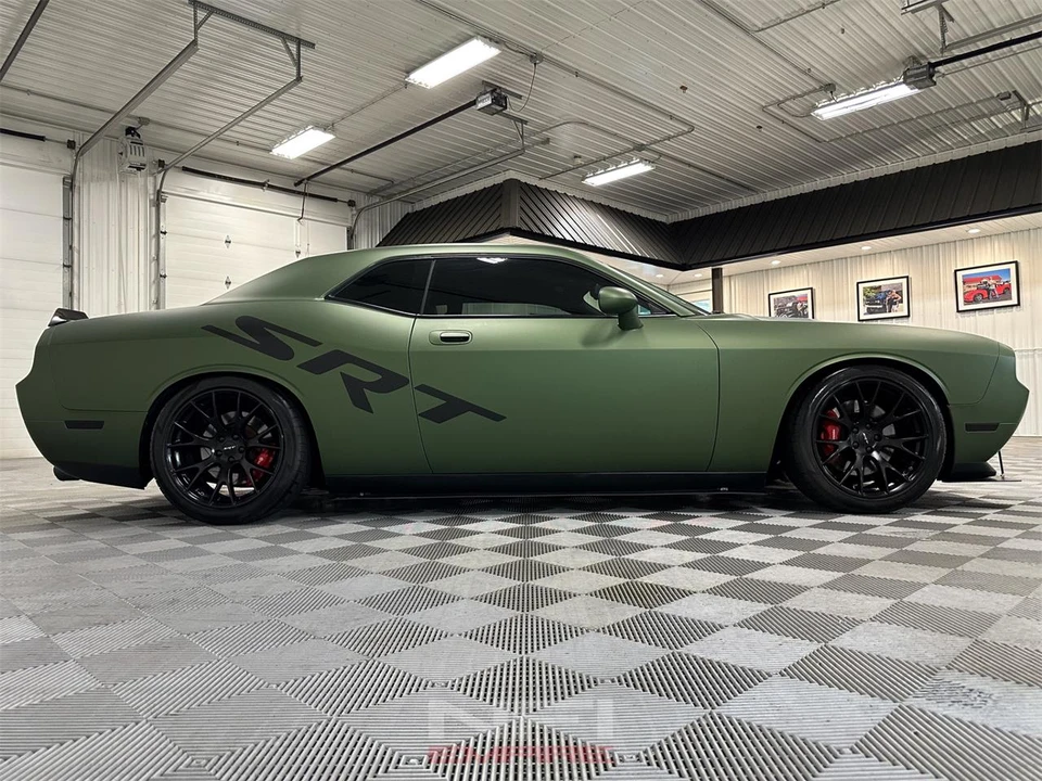 2009 Dodge Challenger 3rd Gen - Image 17 of 31