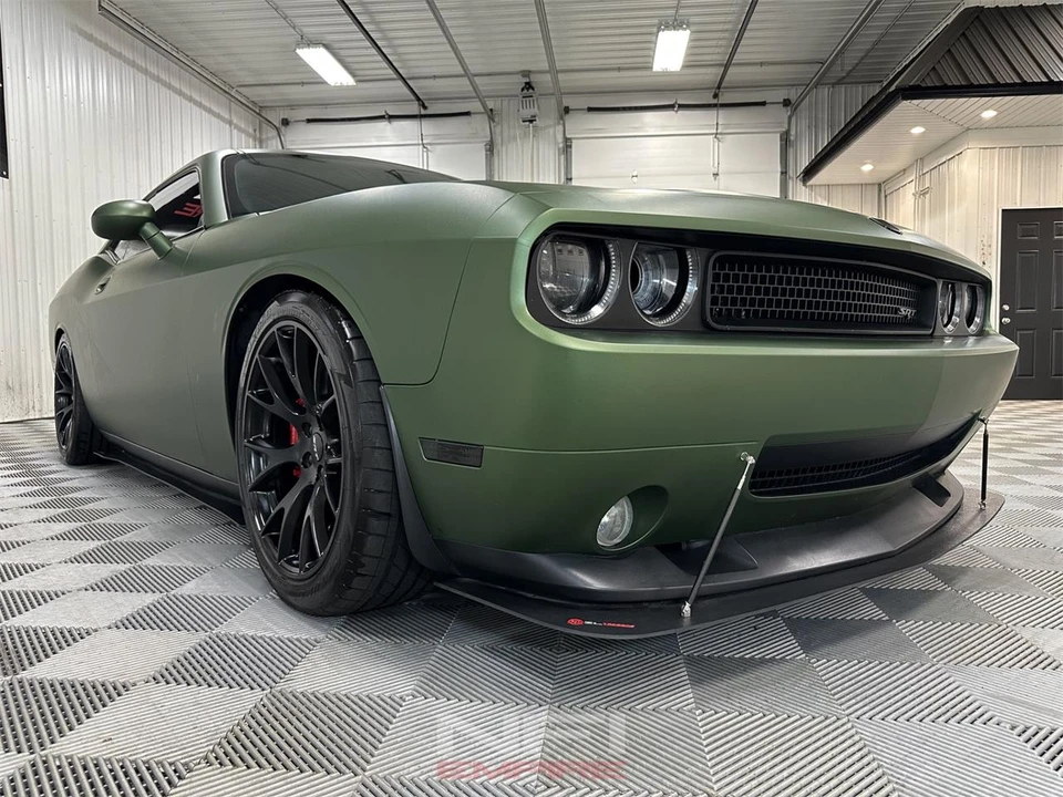 2009 Dodge Challenger 3rd Gen - Image 15 of 31