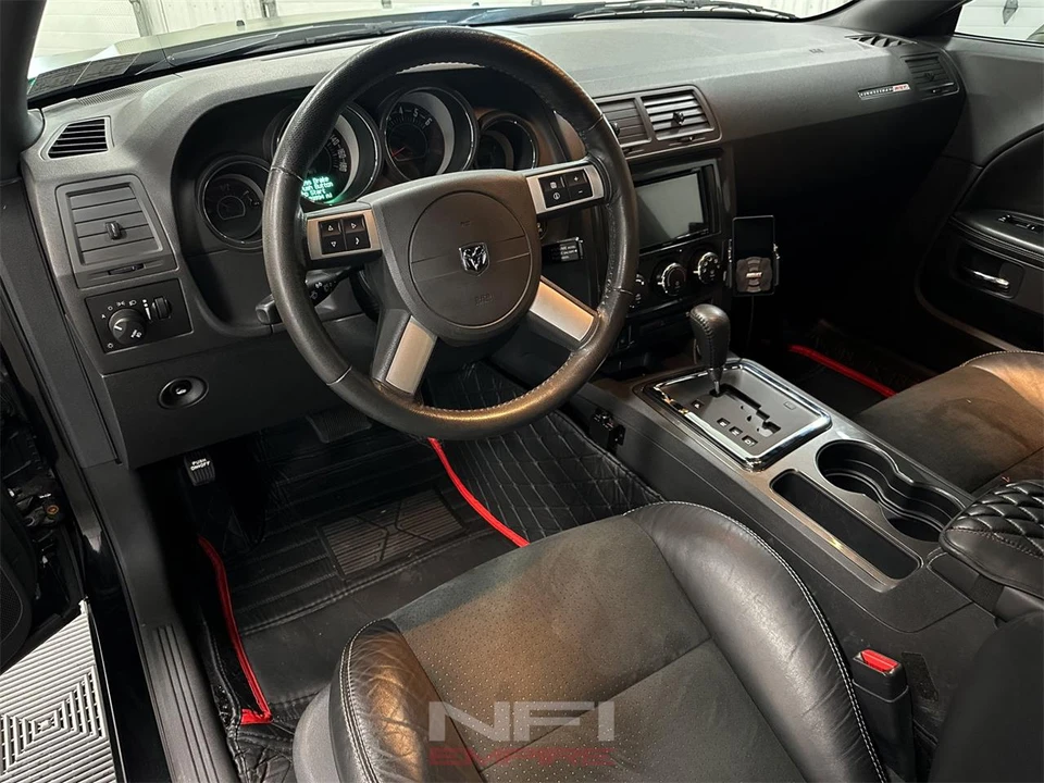 2009 Dodge Challenger 3rd Gen - Image 23 of 31