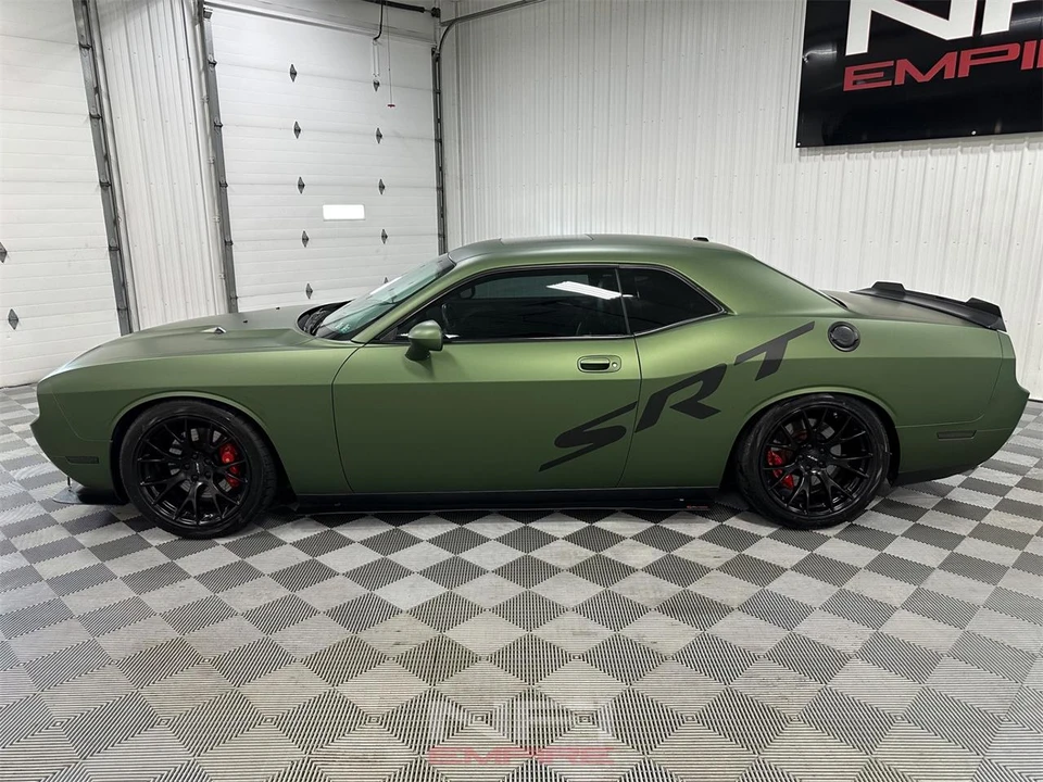 2009 Dodge Challenger 3rd Gen - Image 2 of 31
