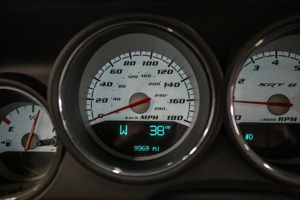2009 Dodge Challenger SRT8 & 392 3rd Gen - Image 6 of 10