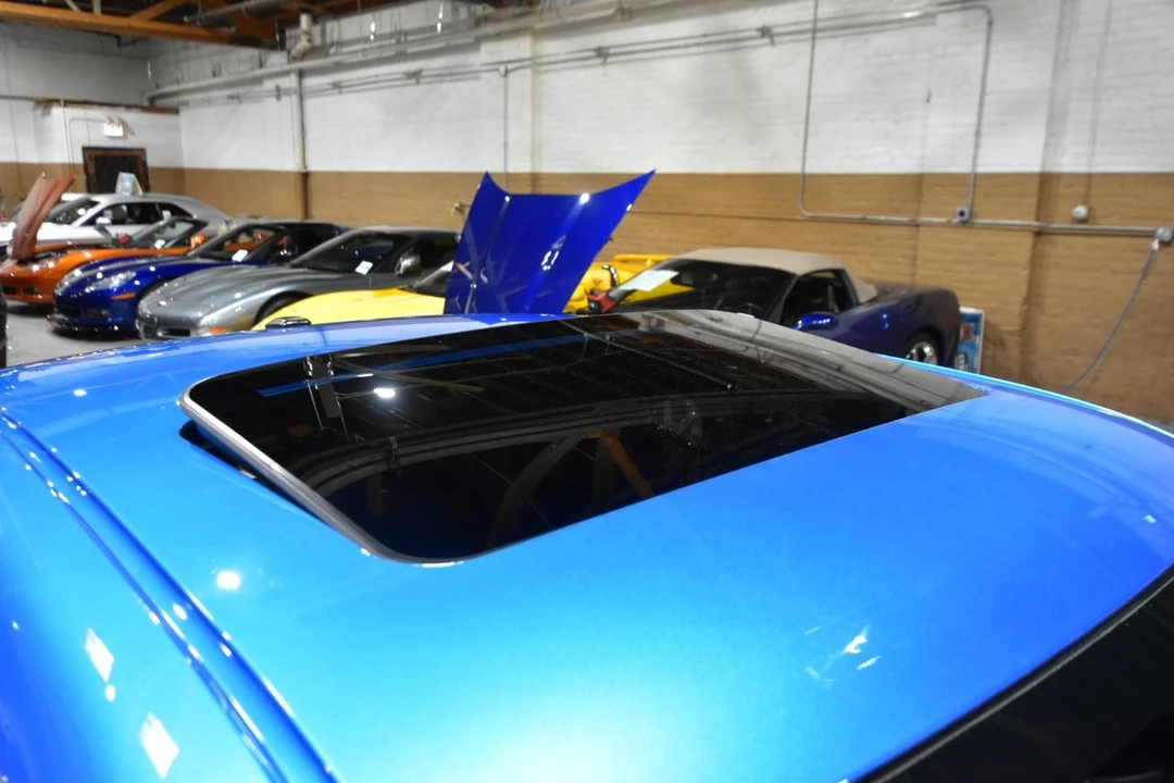2009 Dodge Challenger 3rd Gen - Image 12 of 31
