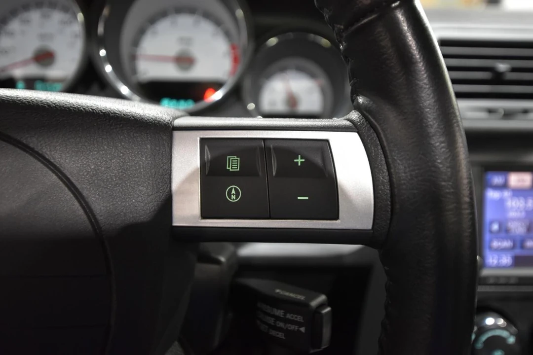2009 Dodge Challenger 3rd Gen - Image 21 of 31