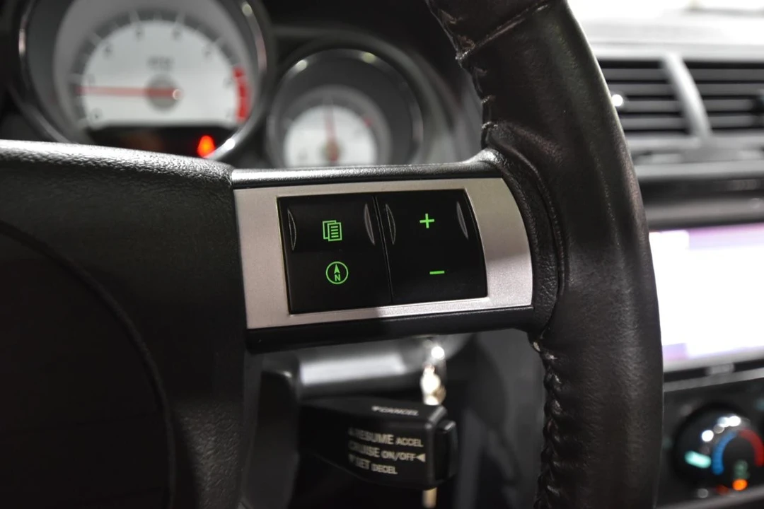 2009 Dodge Challenger 3rd Gen - Image 19 of 31