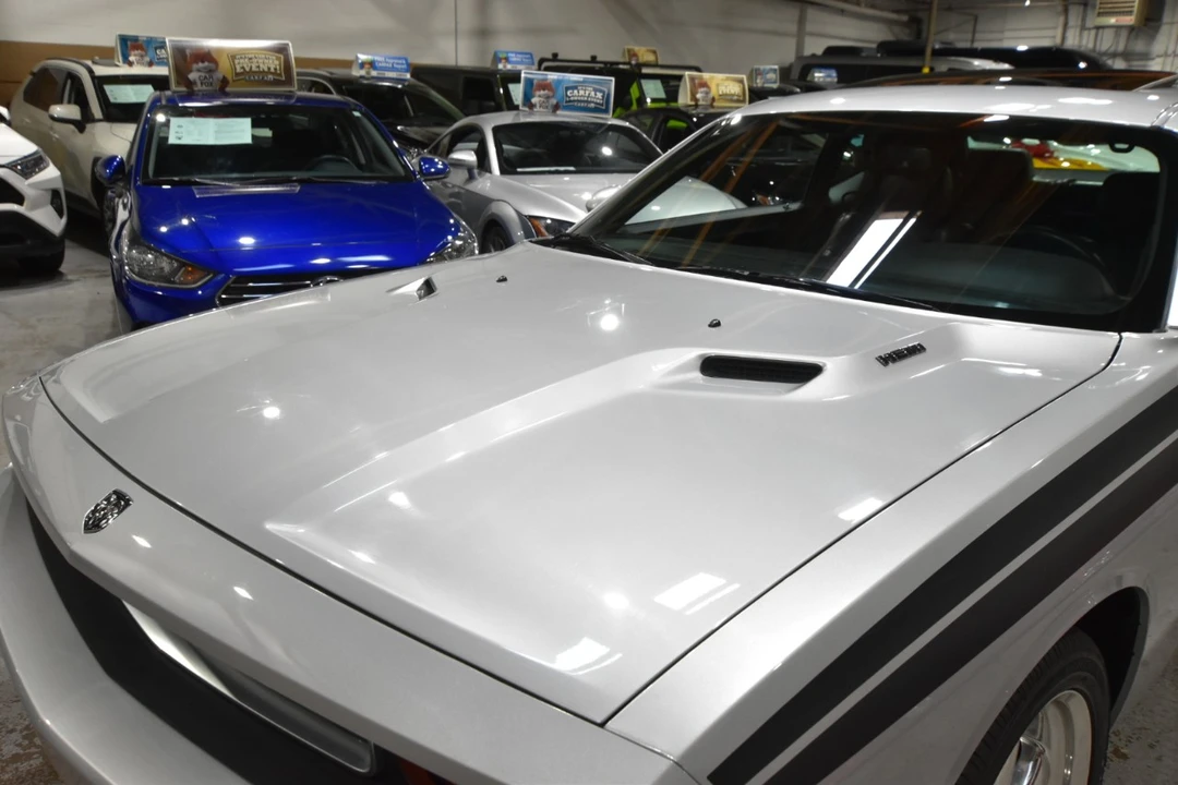 2009 Dodge Challenger 3rd Gen - Image 7 of 12