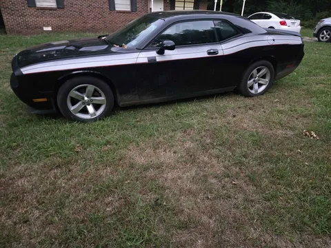 2009 Dodge Challenger Base