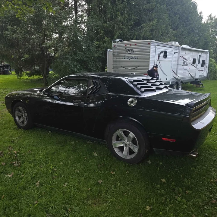 2009 Dodge Challenger 3rd Gen - Image 3 of 11