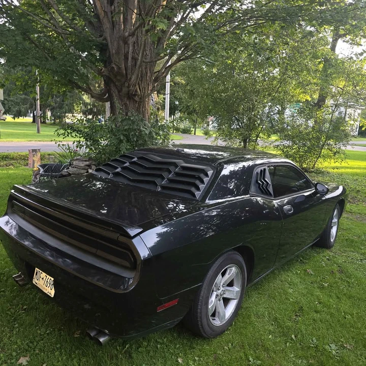 2009 Dodge Challenger 3rd Gen - Image 4 of 11