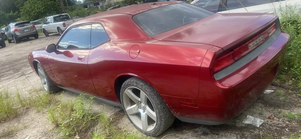 2009 Dodge Challenger 3rd Gen - Image 6 of 7