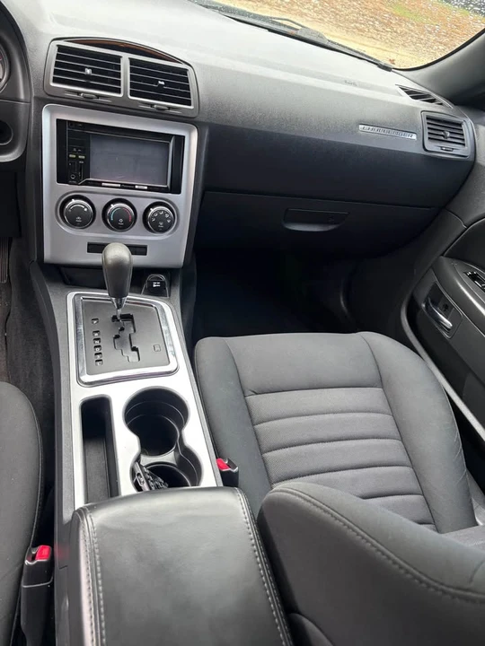 2009 Dodge Challenger 3rd Gen - Image 9 of 9