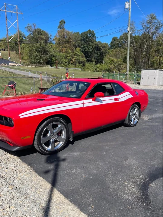 2009 Dodge Challenger 3rd Gen - Image 3 of 8