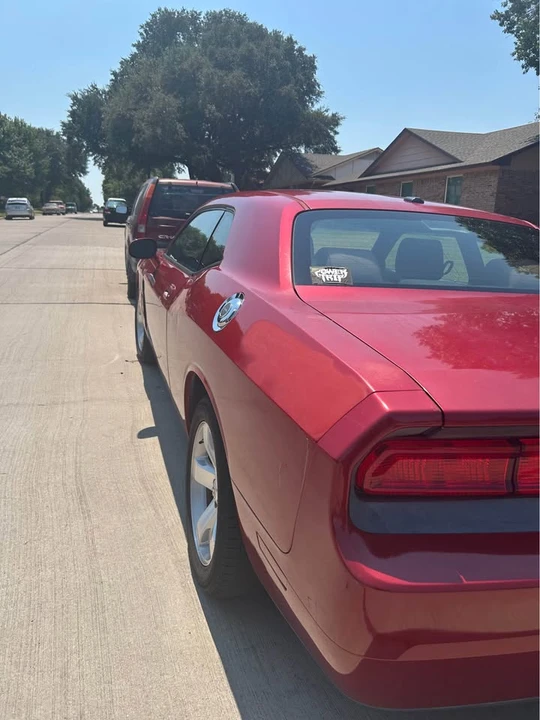 2009 Dodge Challenger 3rd Gen - Image 17 of 19