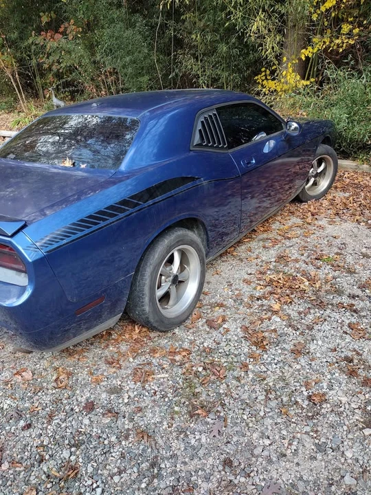 2009 Dodge Challenger 3rd Gen - Image 9 of 10