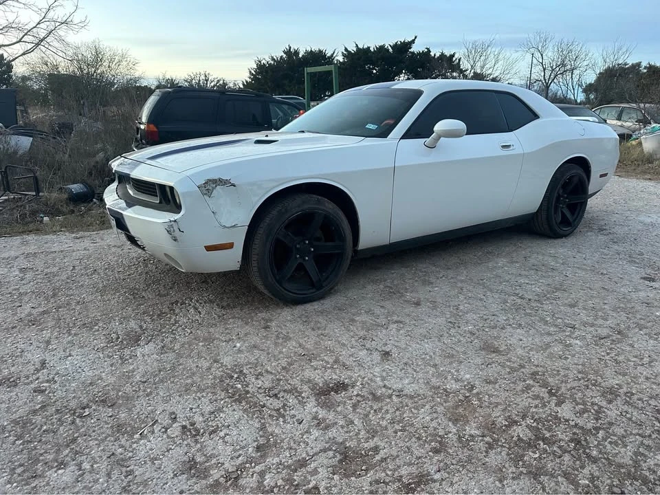 2009 Dodge Challenger 3rd Gen - Image 11 of 11