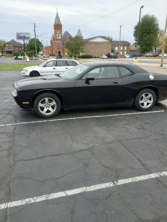 2009 Dodge Challenger 3rd Gen - Image 3 of 5