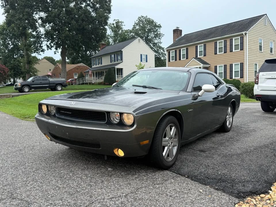 2009 Dodge Challenger 3rd Gen - Image 9 of 9