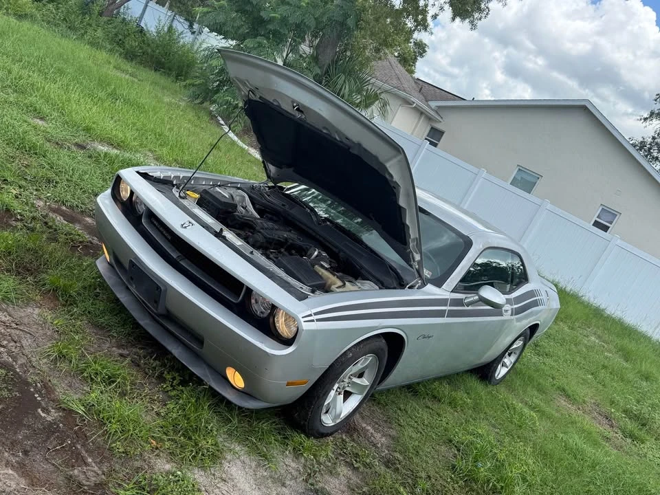 2009 Dodge Challenger 3rd Gen - Image 3 of 5
