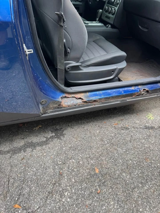 2009 Dodge Challenger 3rd Gen - Image 14 of 18
