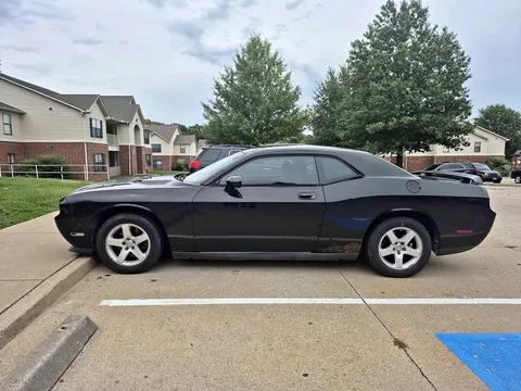 2009 Dodge Challenger Coupe 2D
