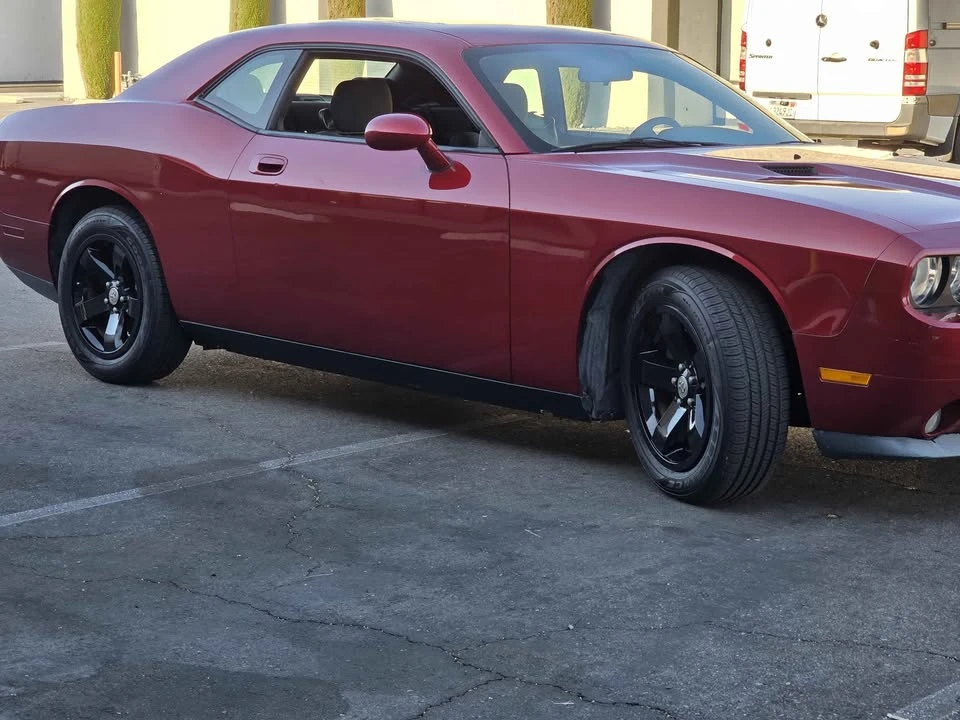 2009 Dodge Challenger 3rd Gen - Image 3 of 17