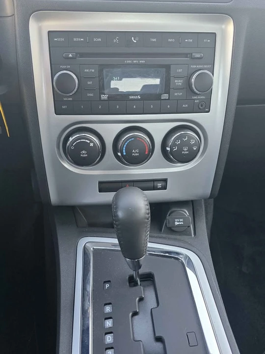 2009 Dodge Challenger 3rd Gen - Image 7 of 17