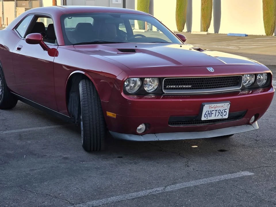 2009 Dodge Challenger 3rd Gen - Image 2 of 17
