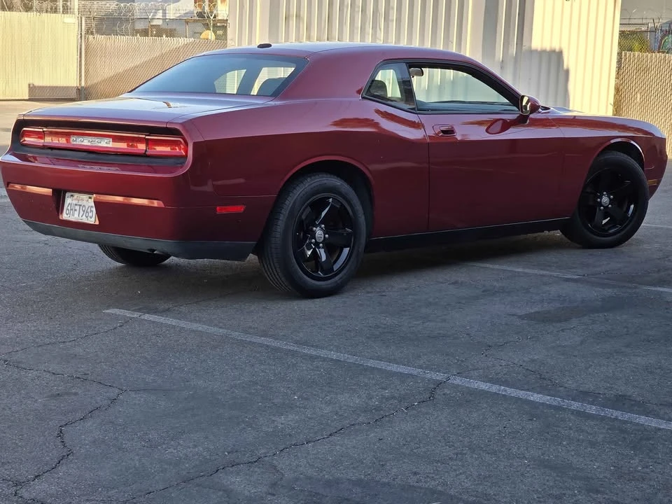2009 Dodge Challenger 3rd Gen - Image 6 of 17