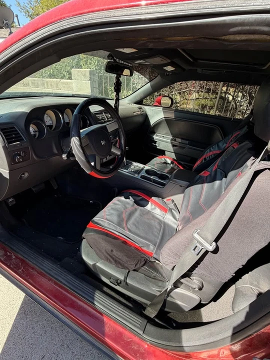 2009 Dodge Challenger 3rd Gen - Image 3 of 6
