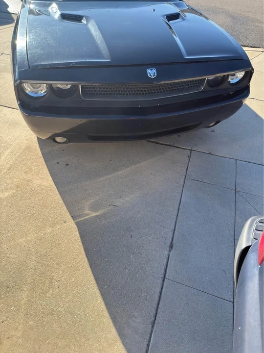 2009 Dodge Challenger 3rd Gen - Image 4 of 17