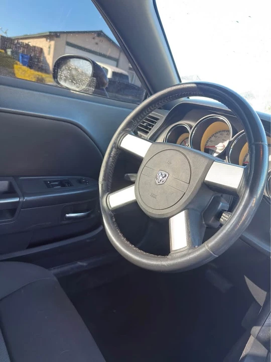 2009 Dodge Challenger 3rd Gen - Image 12 of 17